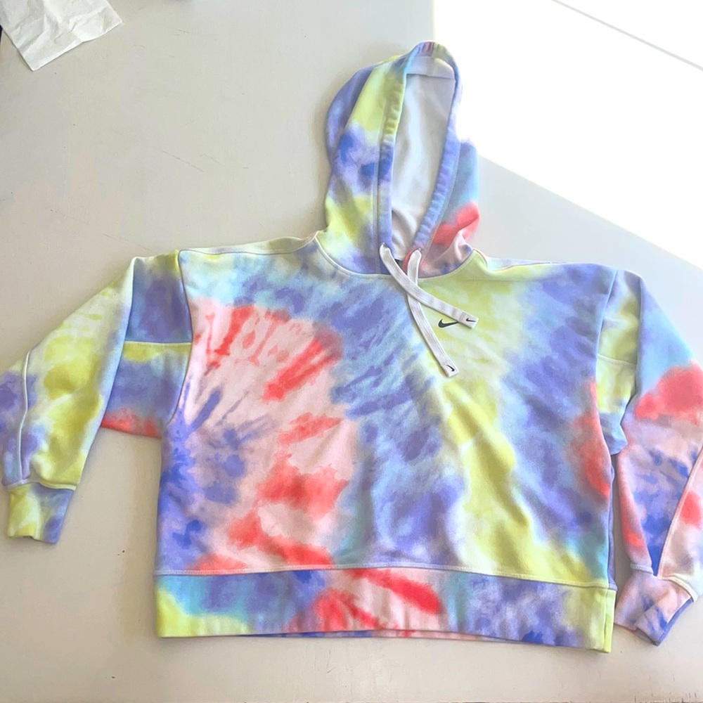 Like New Colorful Crop NIKE Hoodie